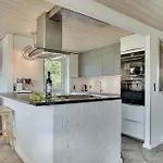Stunning Home In Blavand With Sauna Ferienhaus *