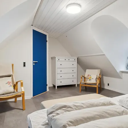 5 Bedroom Stunning In * Blåvand