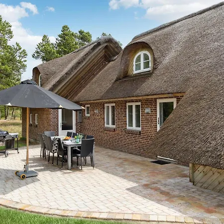 Ferienhaus Stunning Home In Blavand With Sauna