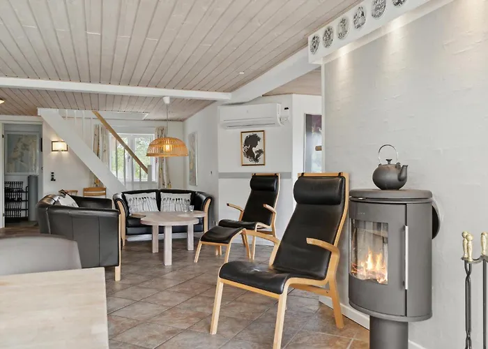 Ferienhaus 5 Bedroom Stunning In *